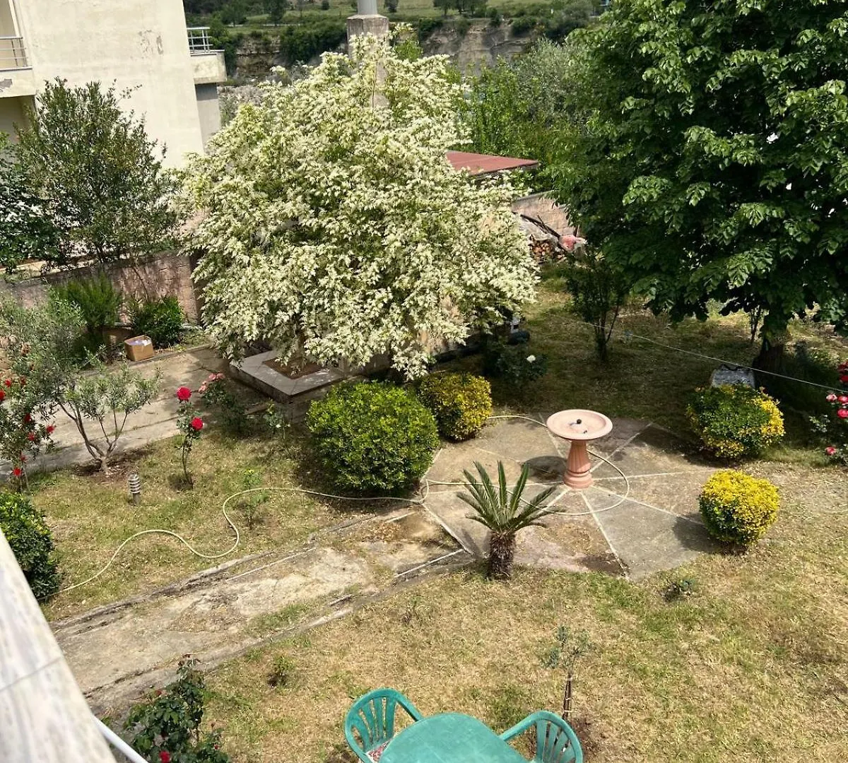 Guesthouse Space Permet 0*,  Albania